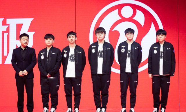 中场在短时 中场在短时