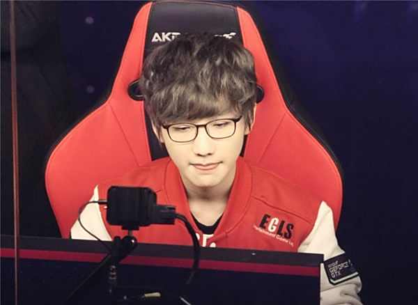 让杜兰特和 让杜兰特和